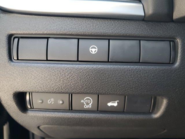 2026 Nissan Rogue FWD SV *Ltd Avail*