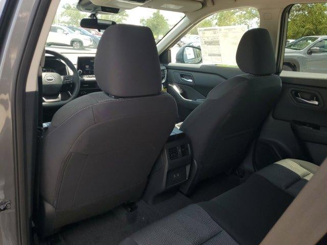 2026 Nissan Rogue FWD SV *Ltd Avail*