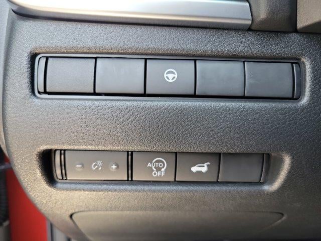 2026 Nissan Rogue 2026.5 FWD Dark Armor