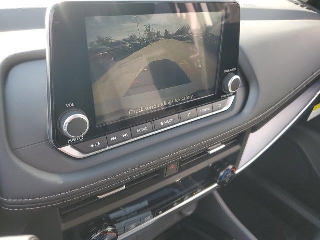 2026 Nissan Rogue FWD SV *Ltd Avail*