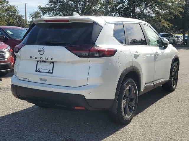 2026 Nissan Rogue FWD SV *Ltd Avail*