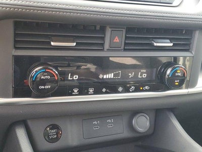 2026 Nissan Rogue FWD SV *Ltd Avail*