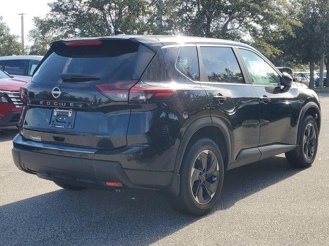2026 Nissan Rogue FWD SV *Ltd Avail*