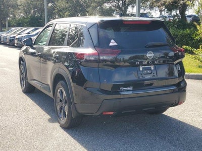 2026 Nissan Rogue FWD SV *Ltd Avail*