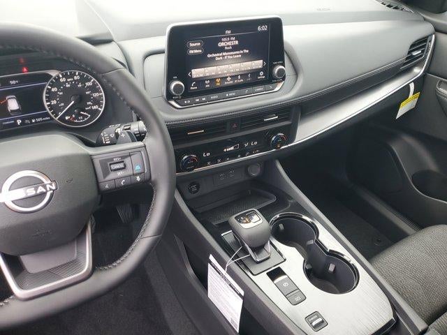 2026 Nissan Rogue FWD SV *Ltd Avail*