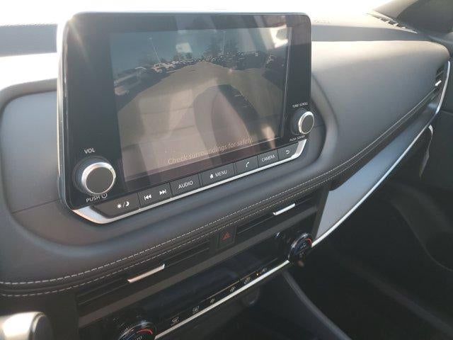 2026 Nissan Rogue FWD SV *Ltd Avail*