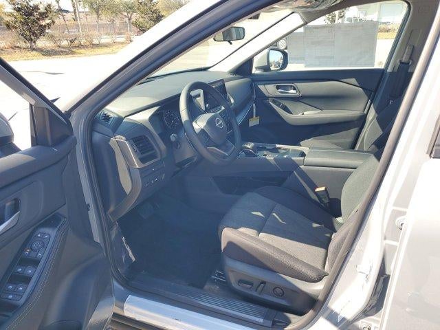 2026 Nissan Rogue 2026.5 FWD SV