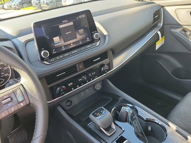 2026 Nissan Rogue FWD SV *Ltd Avail*