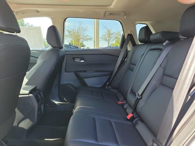 2026 Nissan Rogue 2026.5 FWD Dark Armor