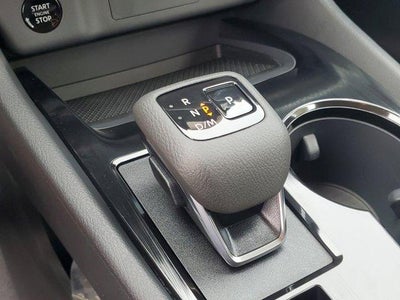 2026 Nissan Rogue FWD SV *Ltd Avail*