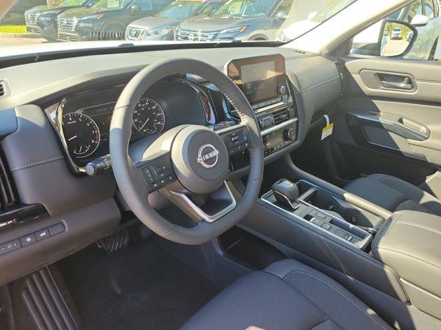 2025 Nissan Pathfinder SV 2WD