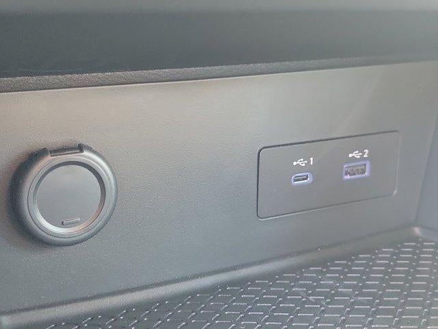 2025 Nissan Pathfinder SV 2WD