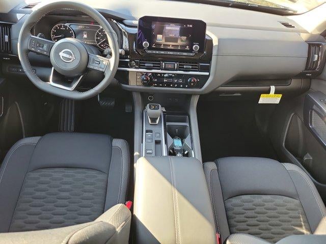 2025 Nissan Pathfinder SV 2WD