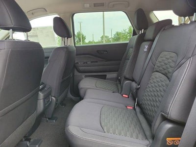 2026 Nissan Pathfinder SV 2WD