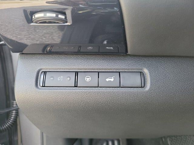 2026 Nissan Pathfinder SV 2WD