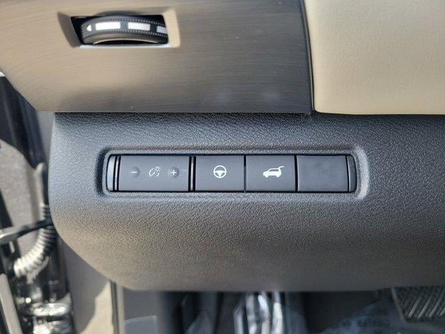 2026 Nissan Pathfinder SL 4WD