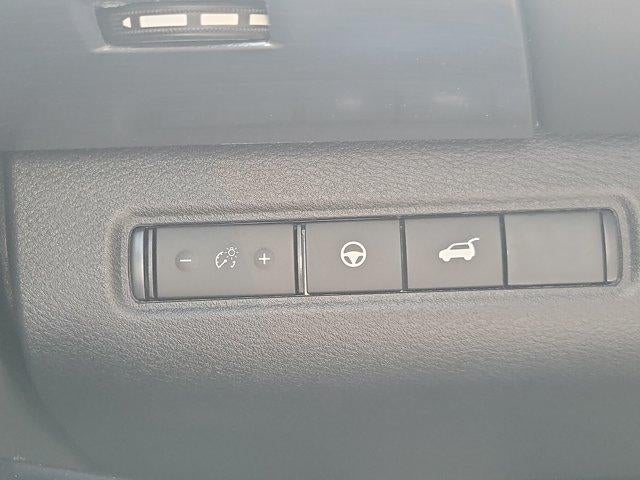 2026 Nissan Pathfinder SL 2WD