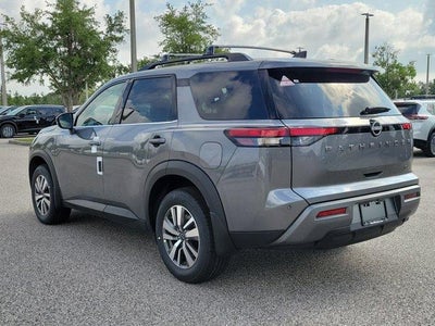 2026 Nissan Pathfinder SL 2WD
