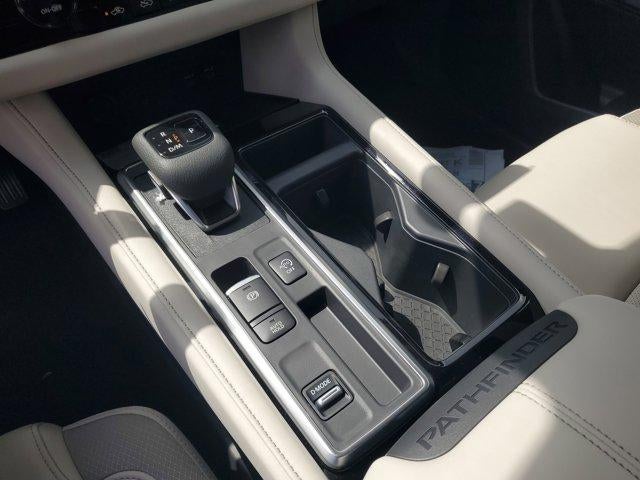 2026 Nissan Pathfinder SL 2WD