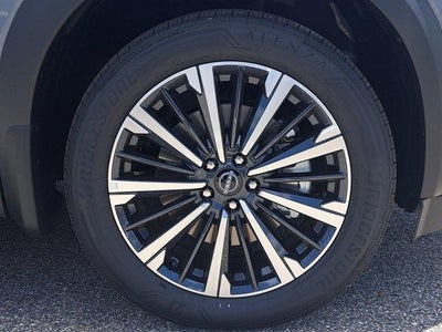 2026 Nissan Pathfinder Platinum 2WD