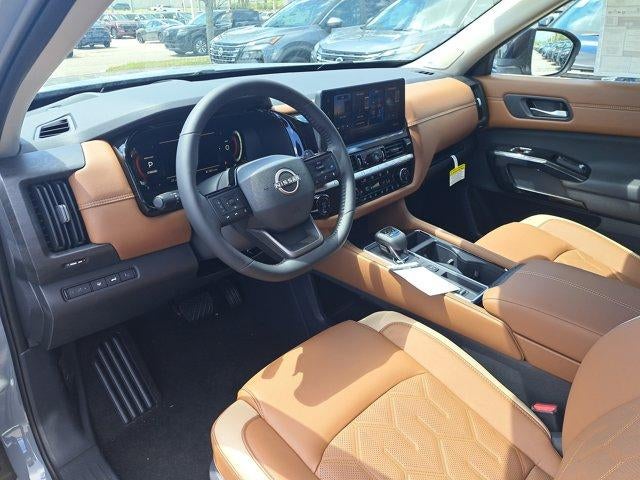 2026 Nissan Pathfinder Platinum 2WD