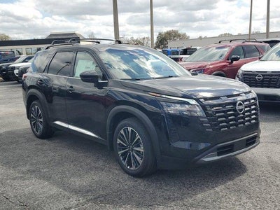 2026 Nissan Pathfinder Platinum 2WD