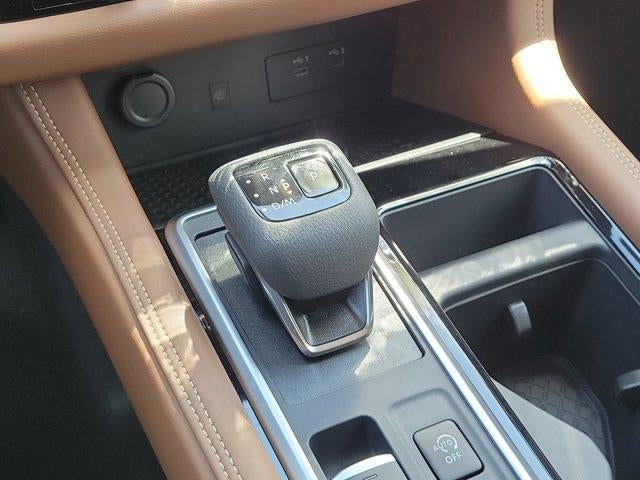 2026 Nissan Pathfinder Platinum 2WD