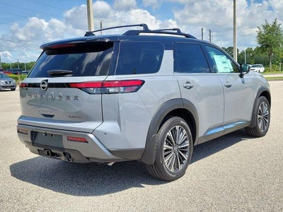 2026 Nissan Pathfinder Platinum 2WD