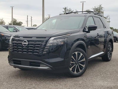 2026 Nissan Pathfinder Platinum 2WD
