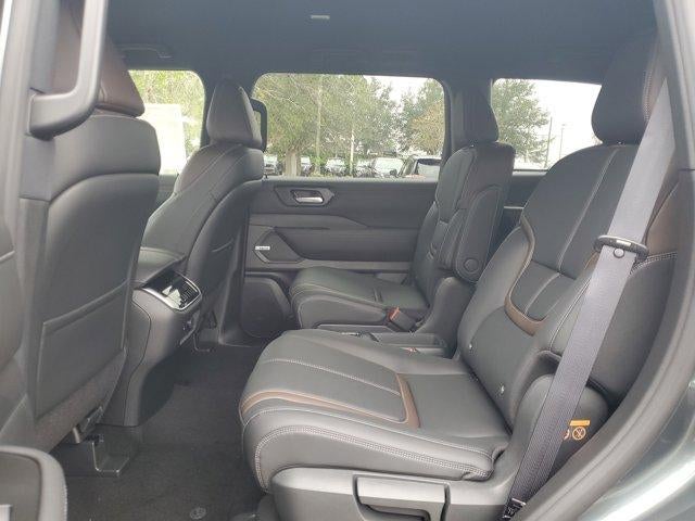 2026 Nissan Armada 4x2 SL