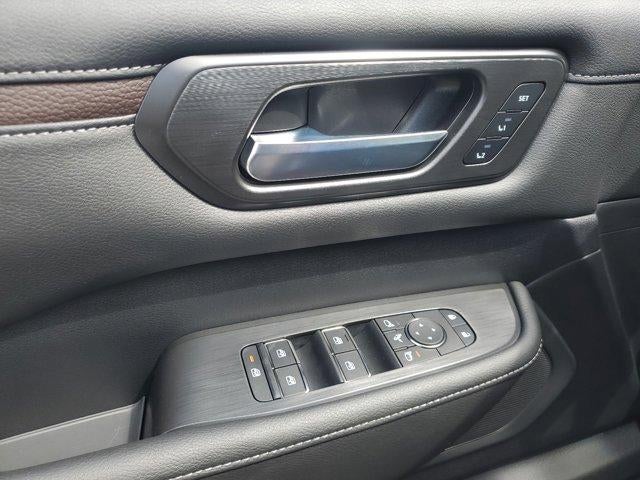 2025 Nissan Armada 4x4 SL