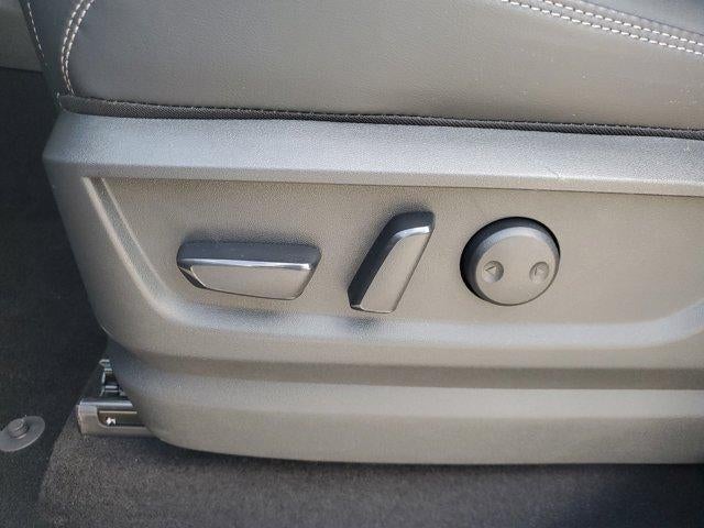 2025 Nissan Armada 4x4 SL