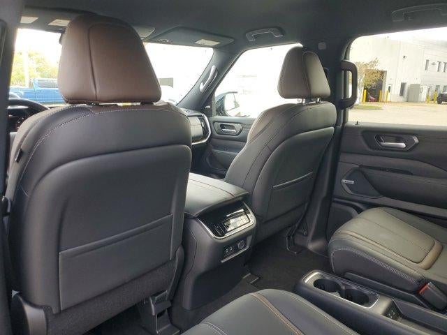 2025 Nissan Armada 4x4 SL