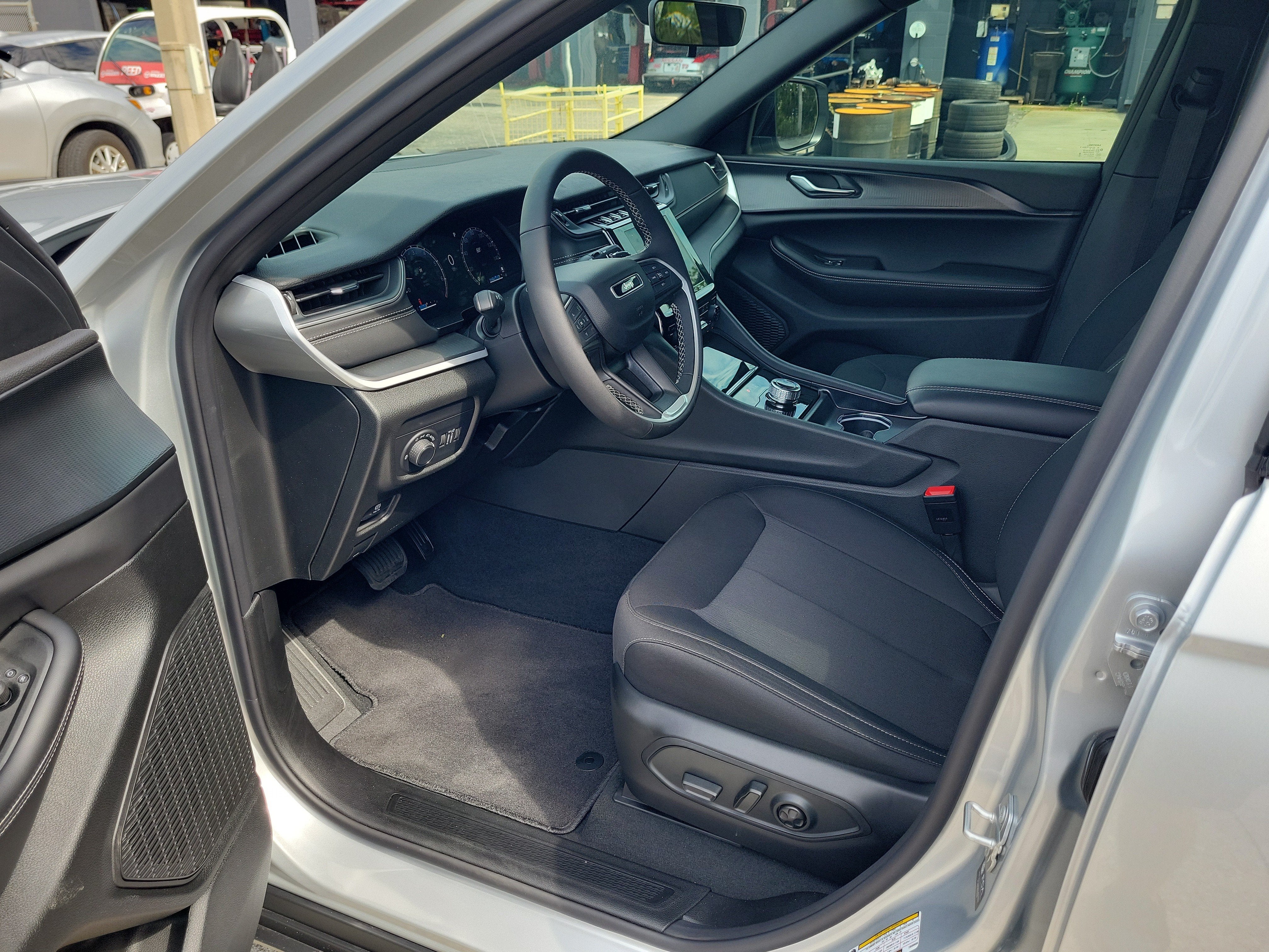 2026 Jeep Grand Cherokee L Laredo X