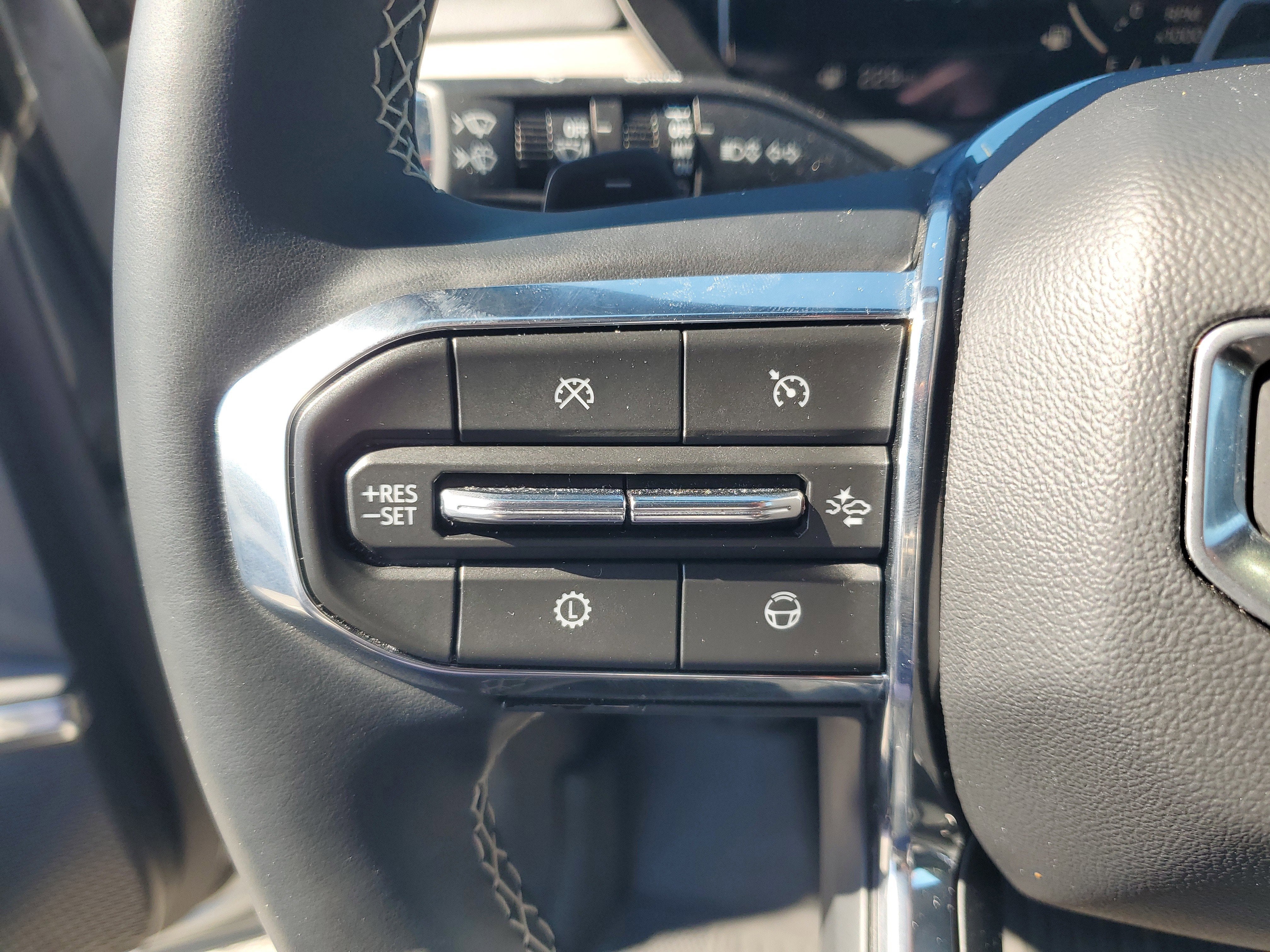 2024 GMC Acadia FWD Denali