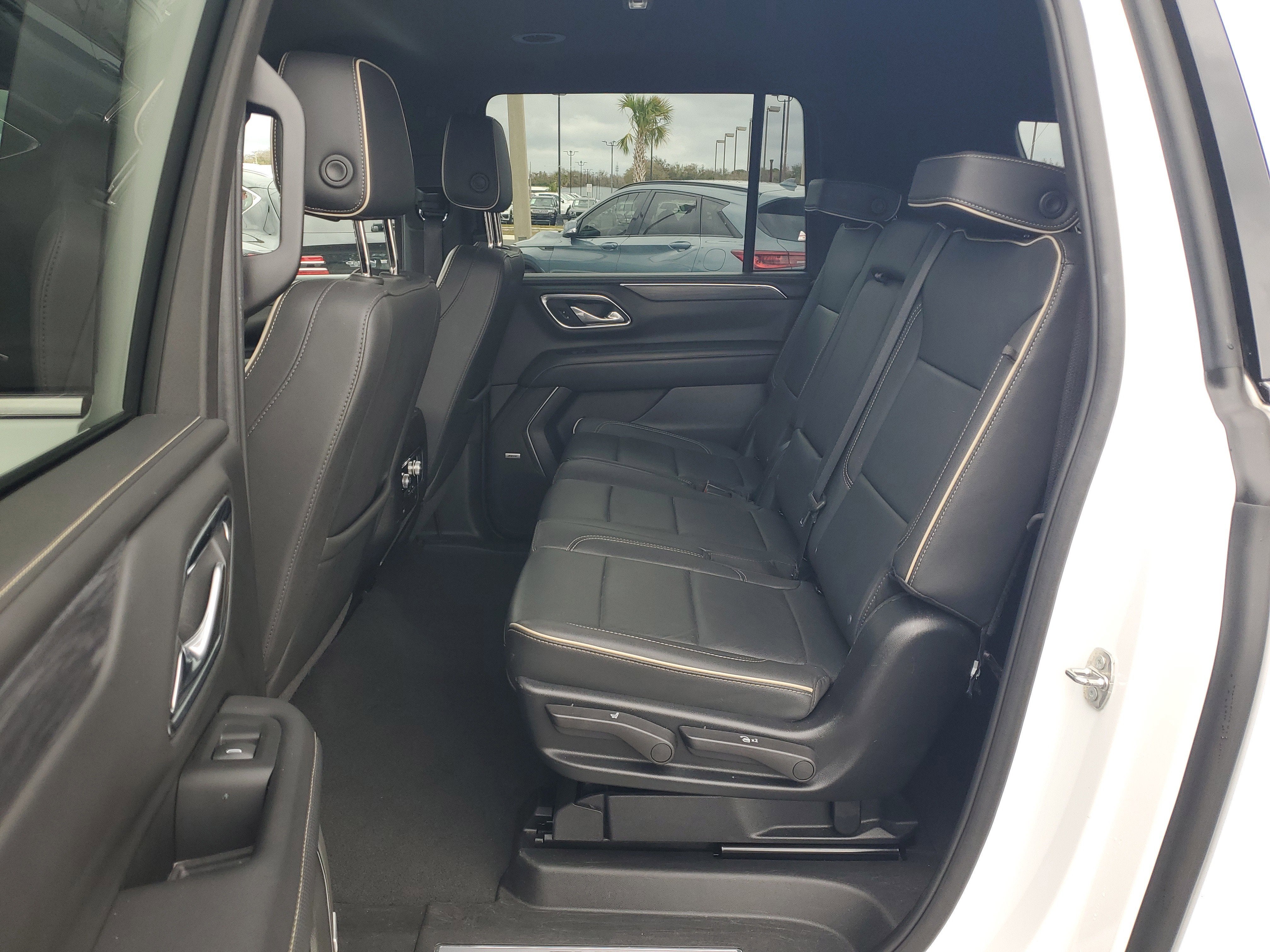 2024 GMC Yukon XL SLT