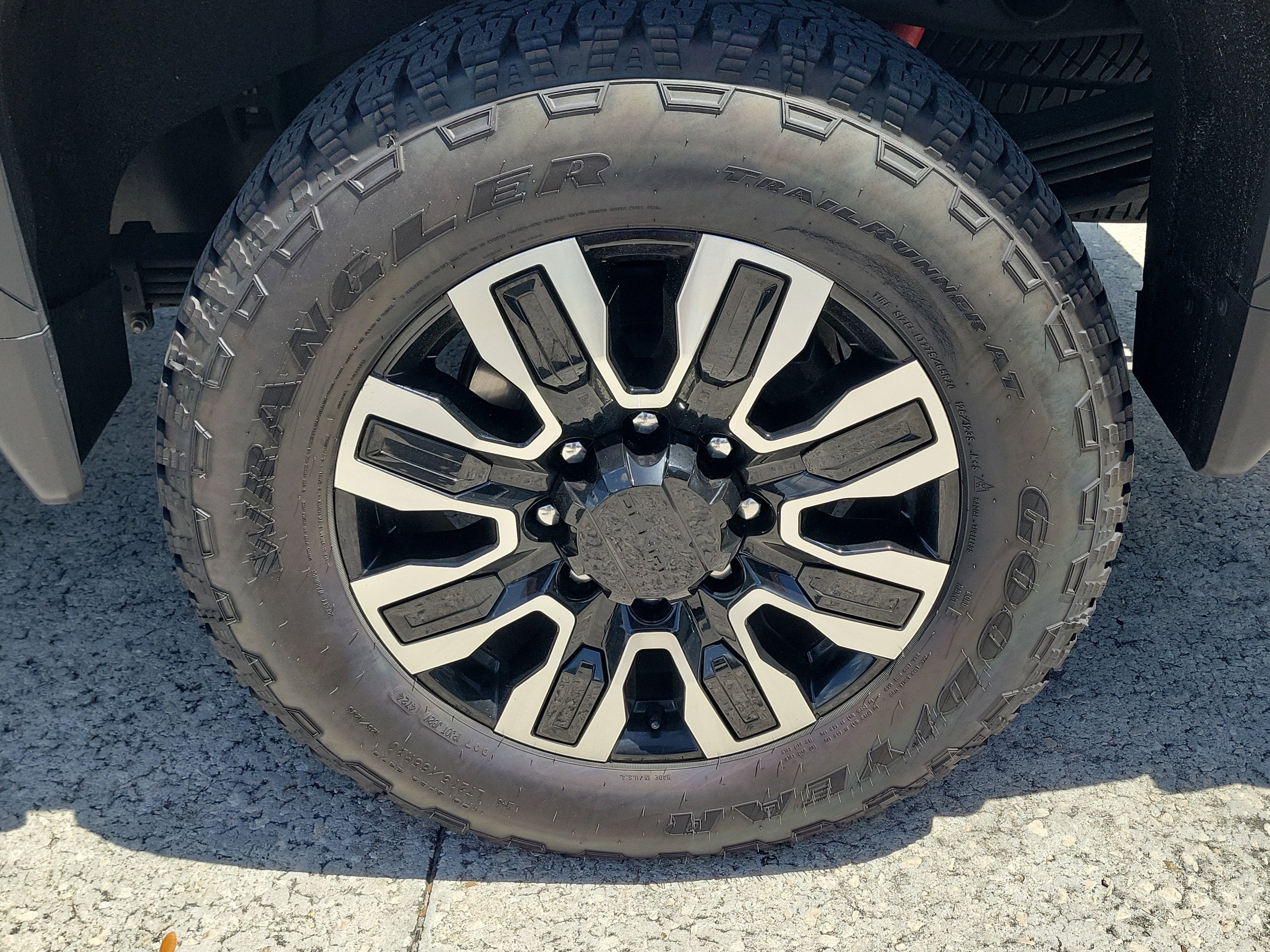 2025 GMC Sierra 2500HD Denali Ultimate