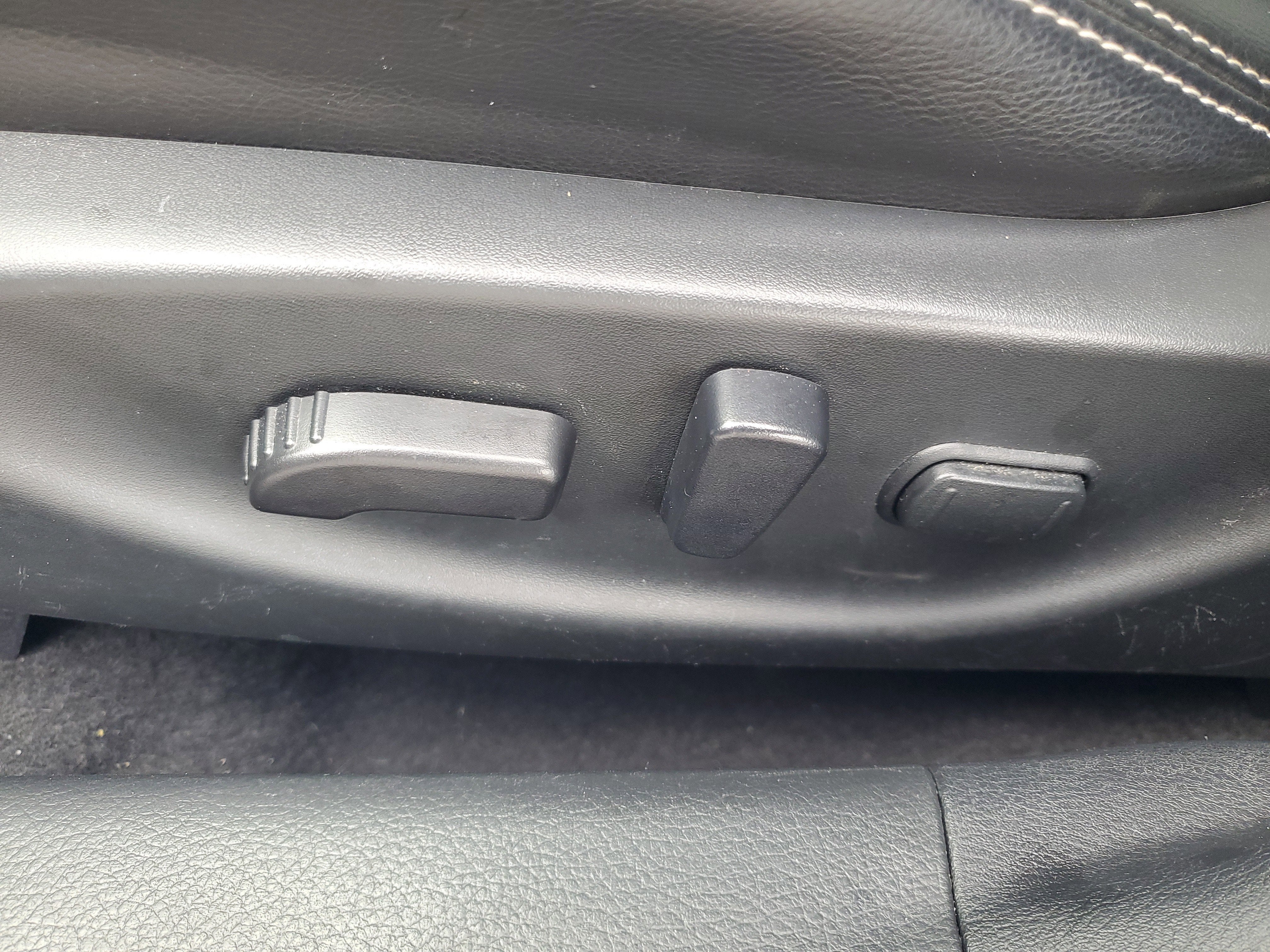 2023 Nissan Maxima SV