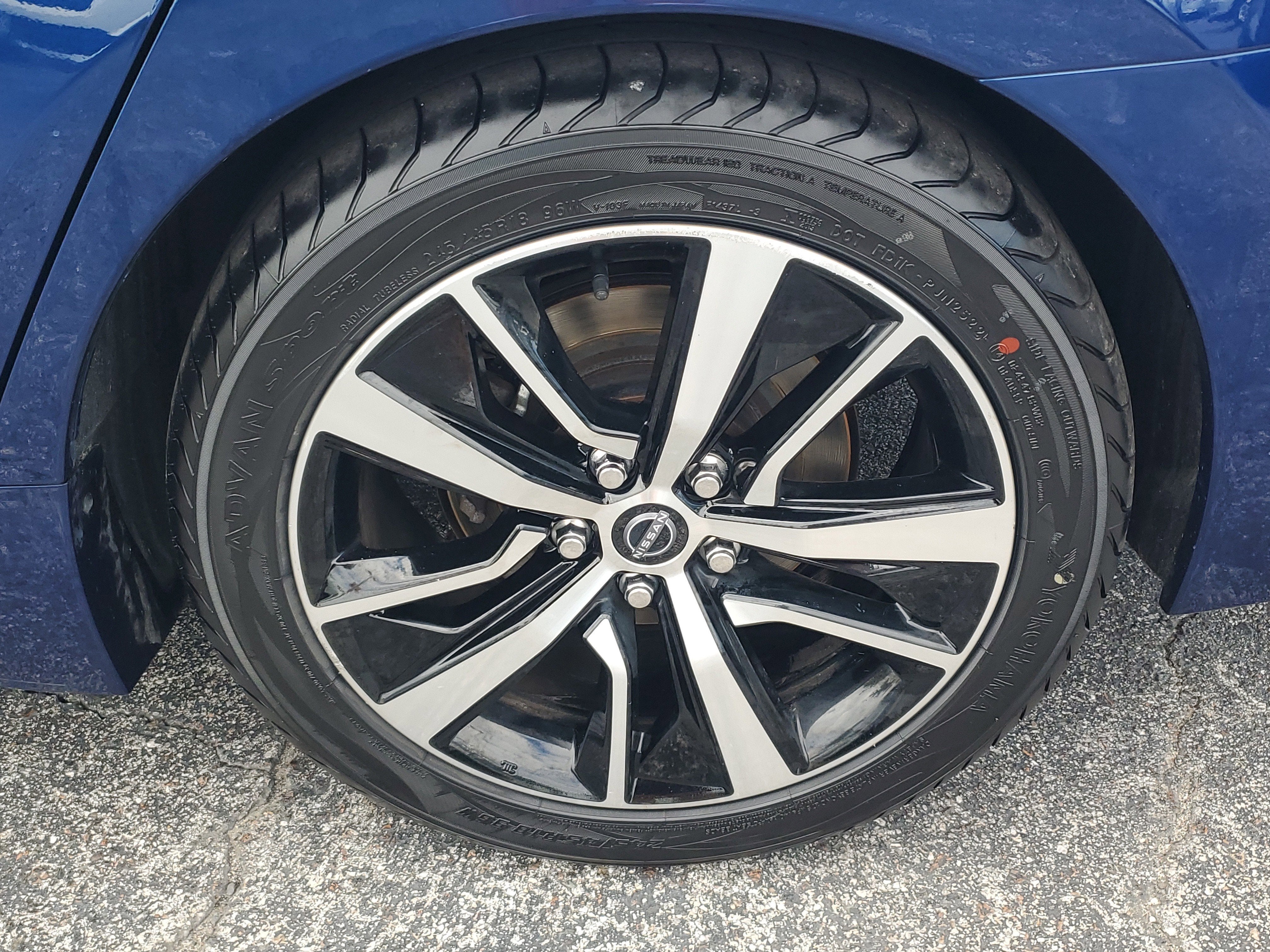 2023 Nissan Maxima SV