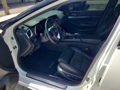 2023 Nissan Maxima SR