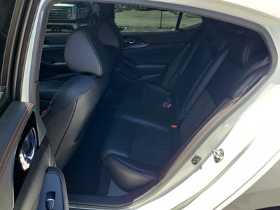 2023 Nissan Maxima SR