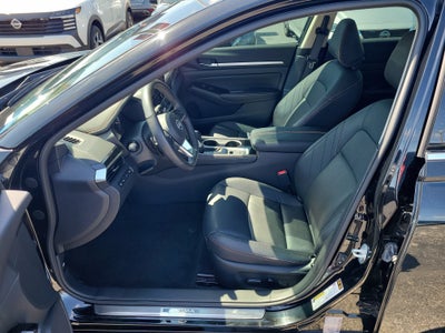 2024 Nissan Altima 2.0 SR