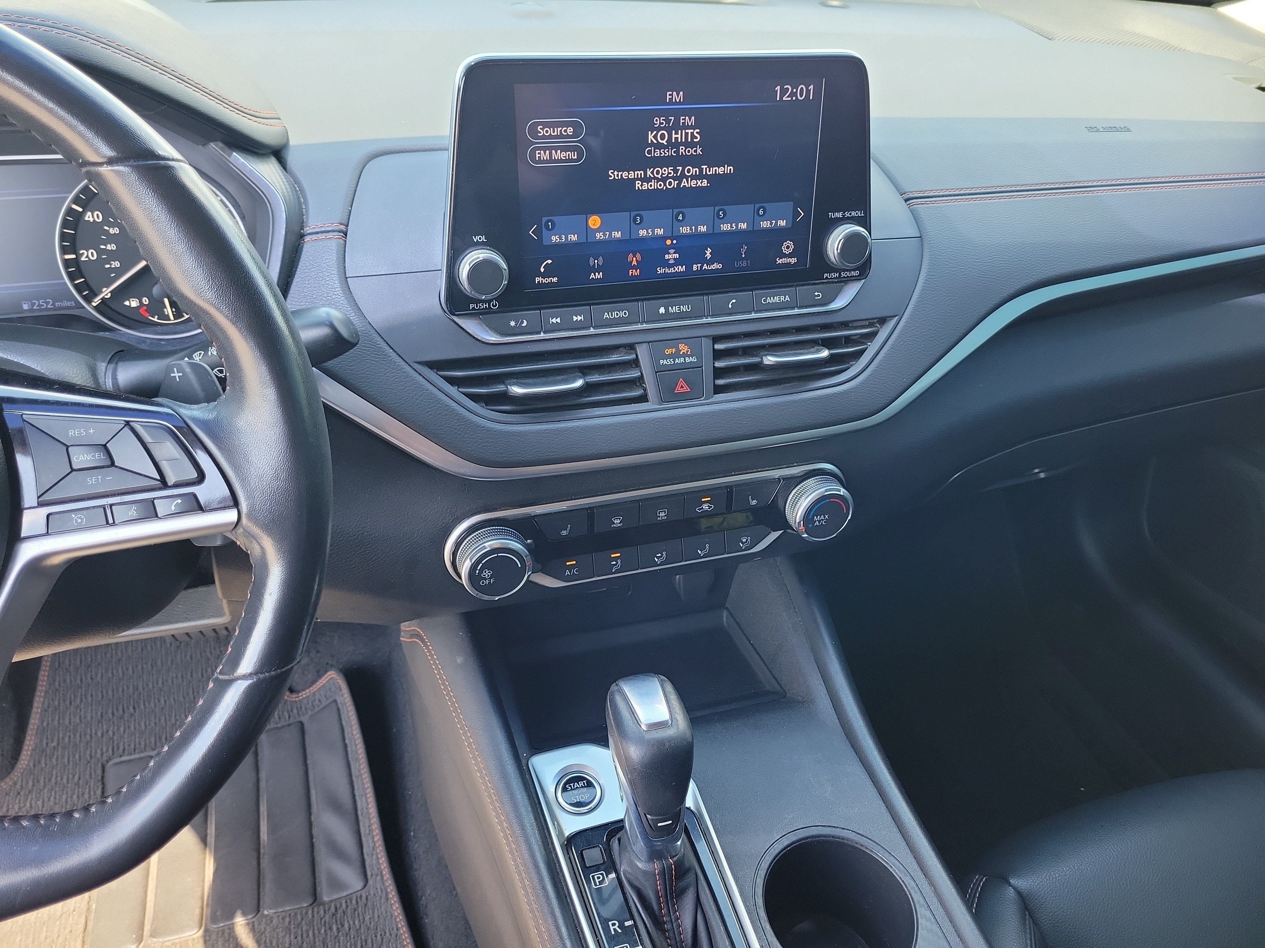 2021 Nissan Altima 2.5 SR