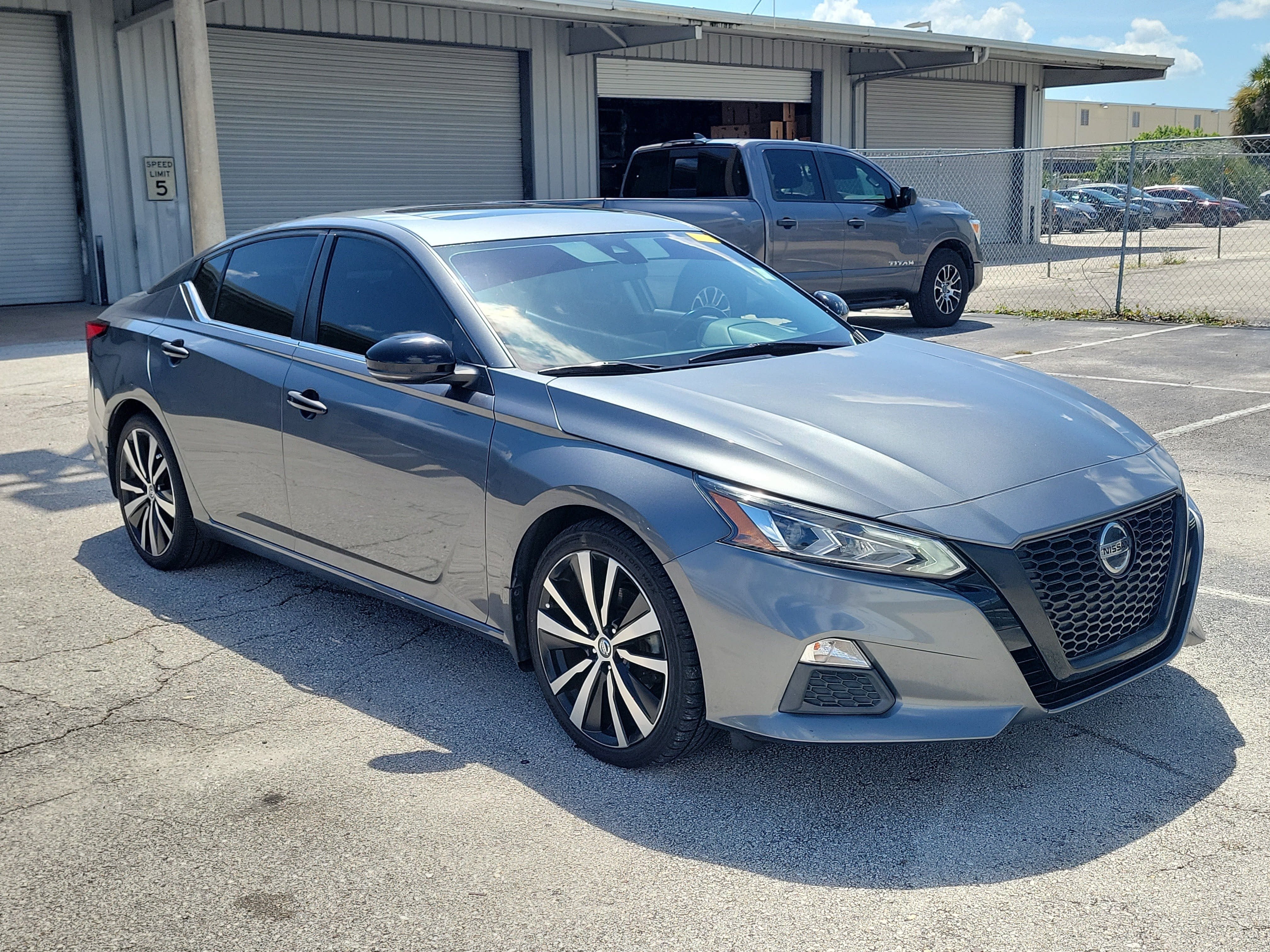 2021 Nissan Altima 2.5 SR