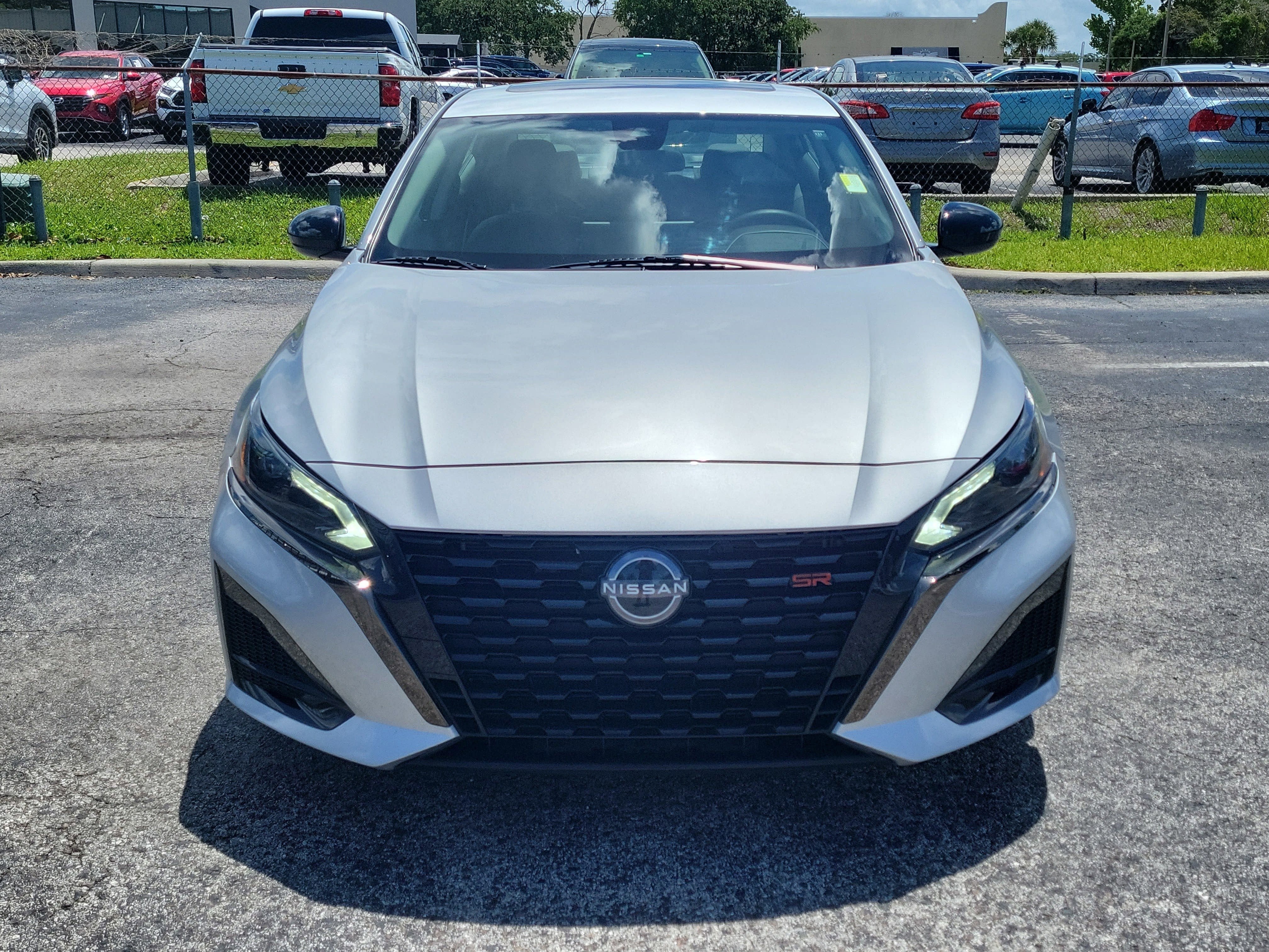 2023 Nissan Altima 2.5 SR
