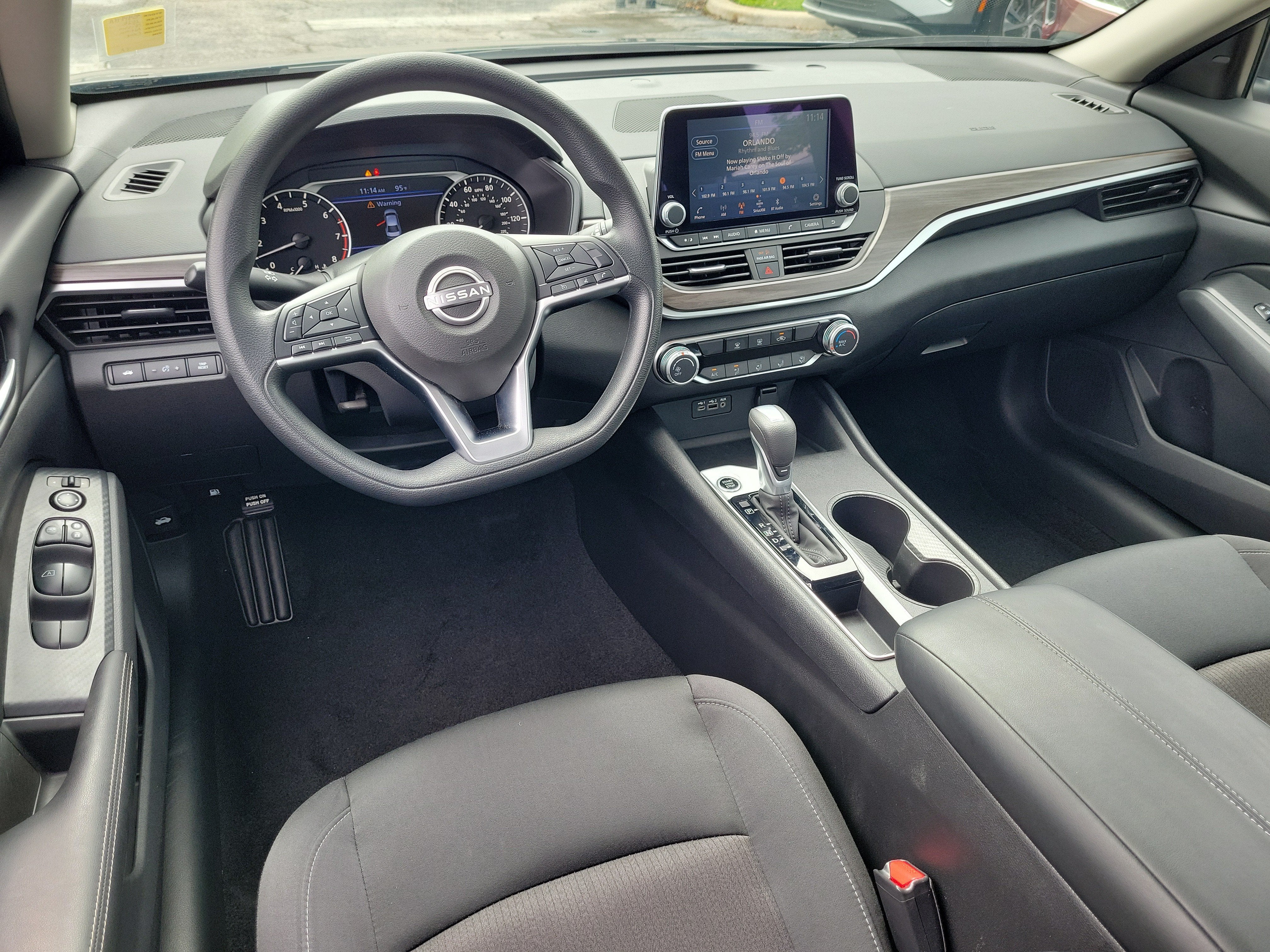 2025 Nissan Altima SV
