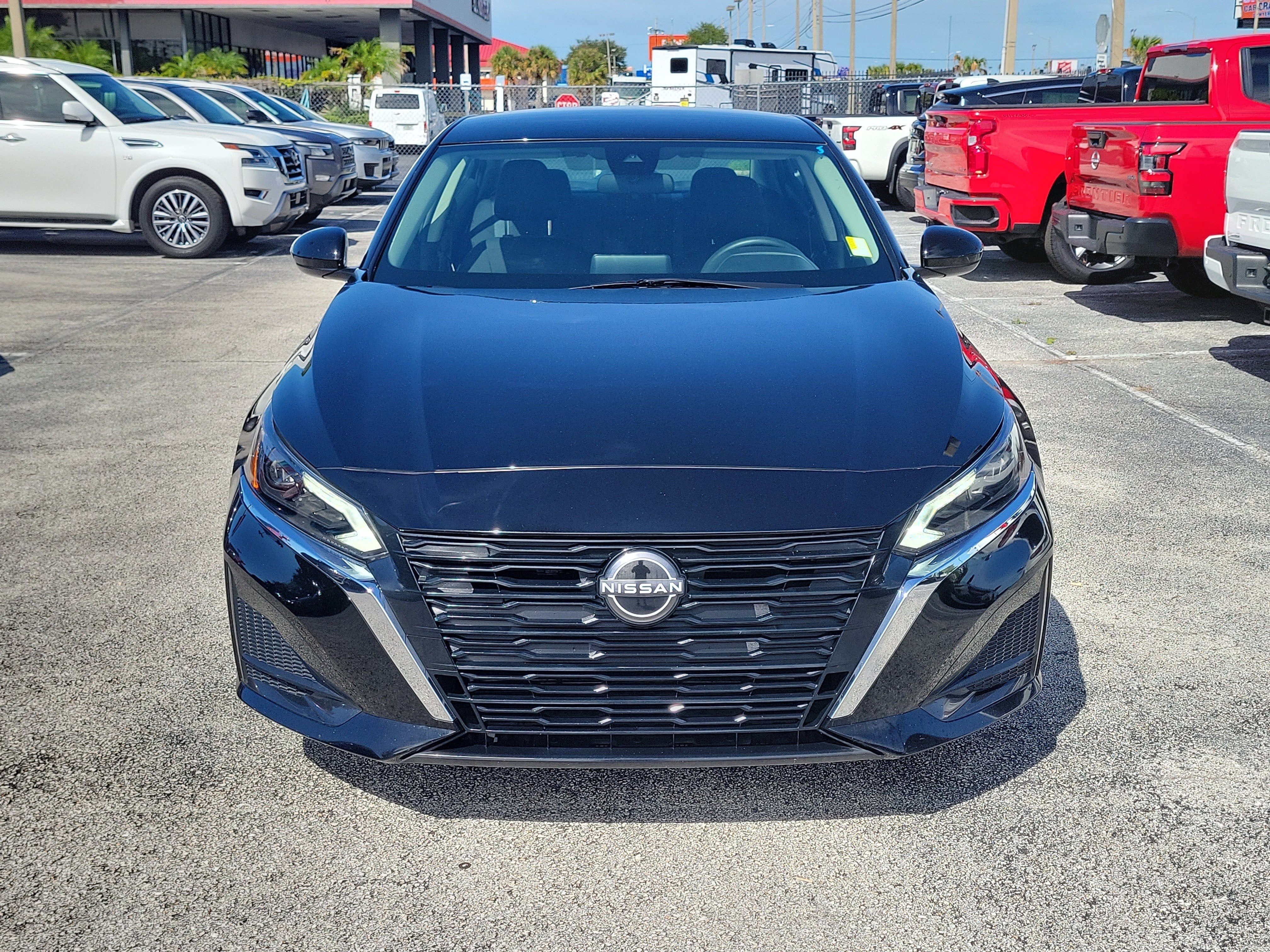 2023 Nissan Altima 2.5 SV