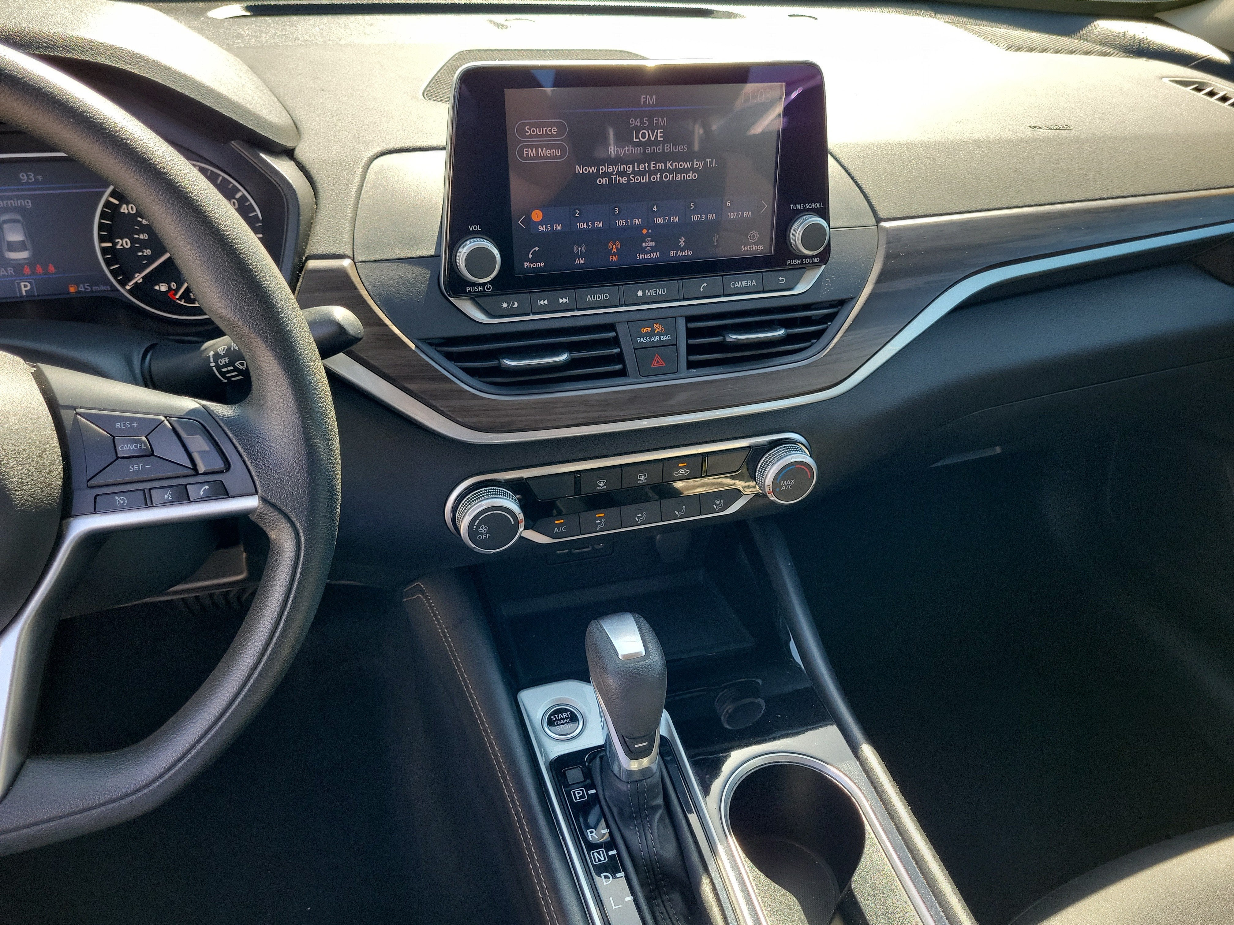2023 Nissan Altima 2.5 SV