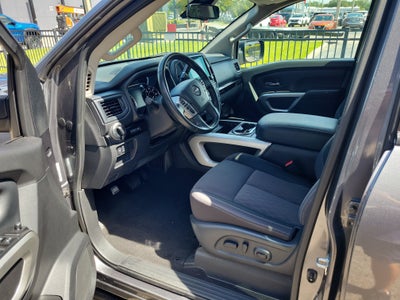 2024 Nissan Titan SV