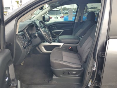 2022 Nissan Titan SV